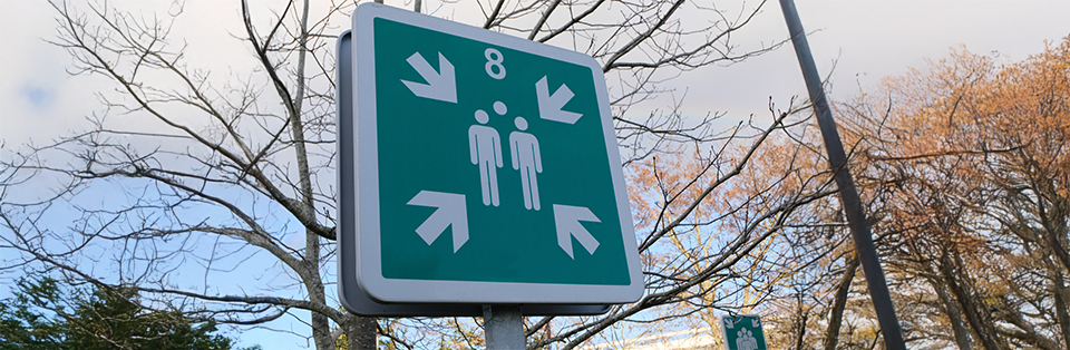 panneau point de rassemblement 2025